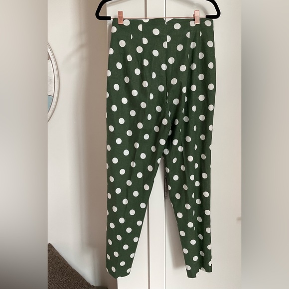 ZARA Light Summer Pants. Green & White Flat smooth Front with pockets. - Picture 2 of 8